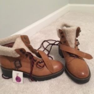 Kelsi Dagger Shearling Cognac Booties Size 8.5